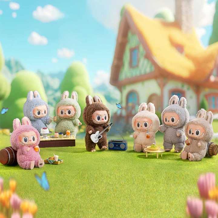 𝘼𝙢𝙖𝙣𝙖𝙝™ Labubu – Wild Cartoon-Style Keychain